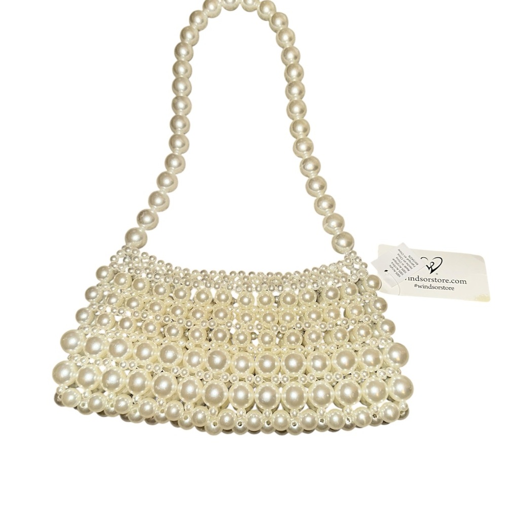 Elegant Pearl Beaded Handbag - Picture 2 of 3